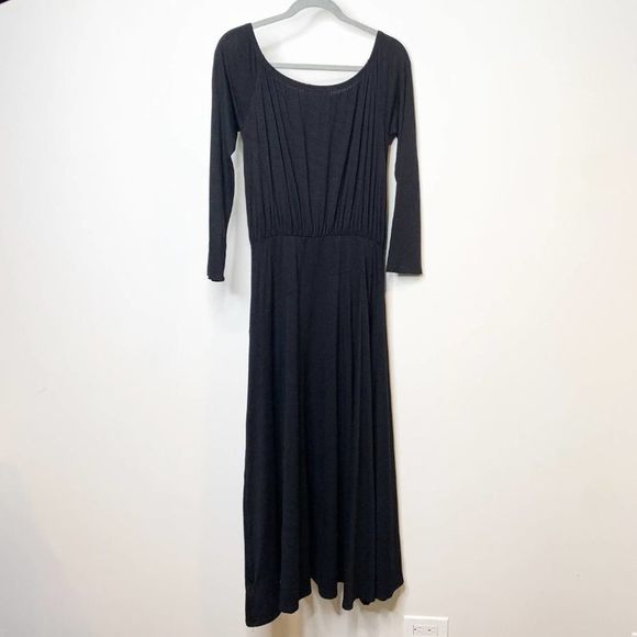 FP Beach Womens Black Long Sleeve Round Neck Asymmetrical Hem Maxi Dress Size M - Picture 1 of 8